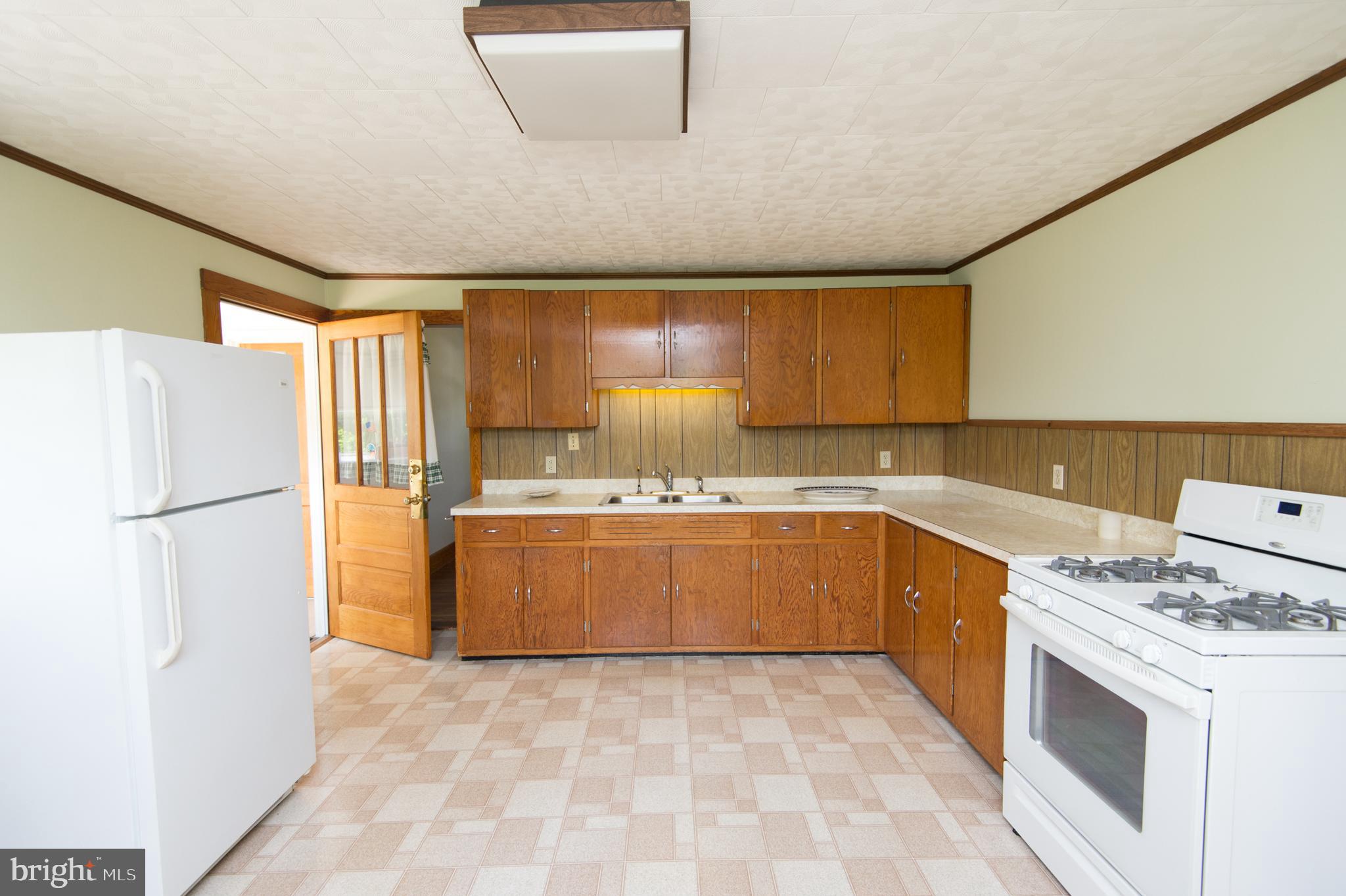 7060 Reliance Road Federalsburg, MD 21632 - Photo 4 of 25 kitchen