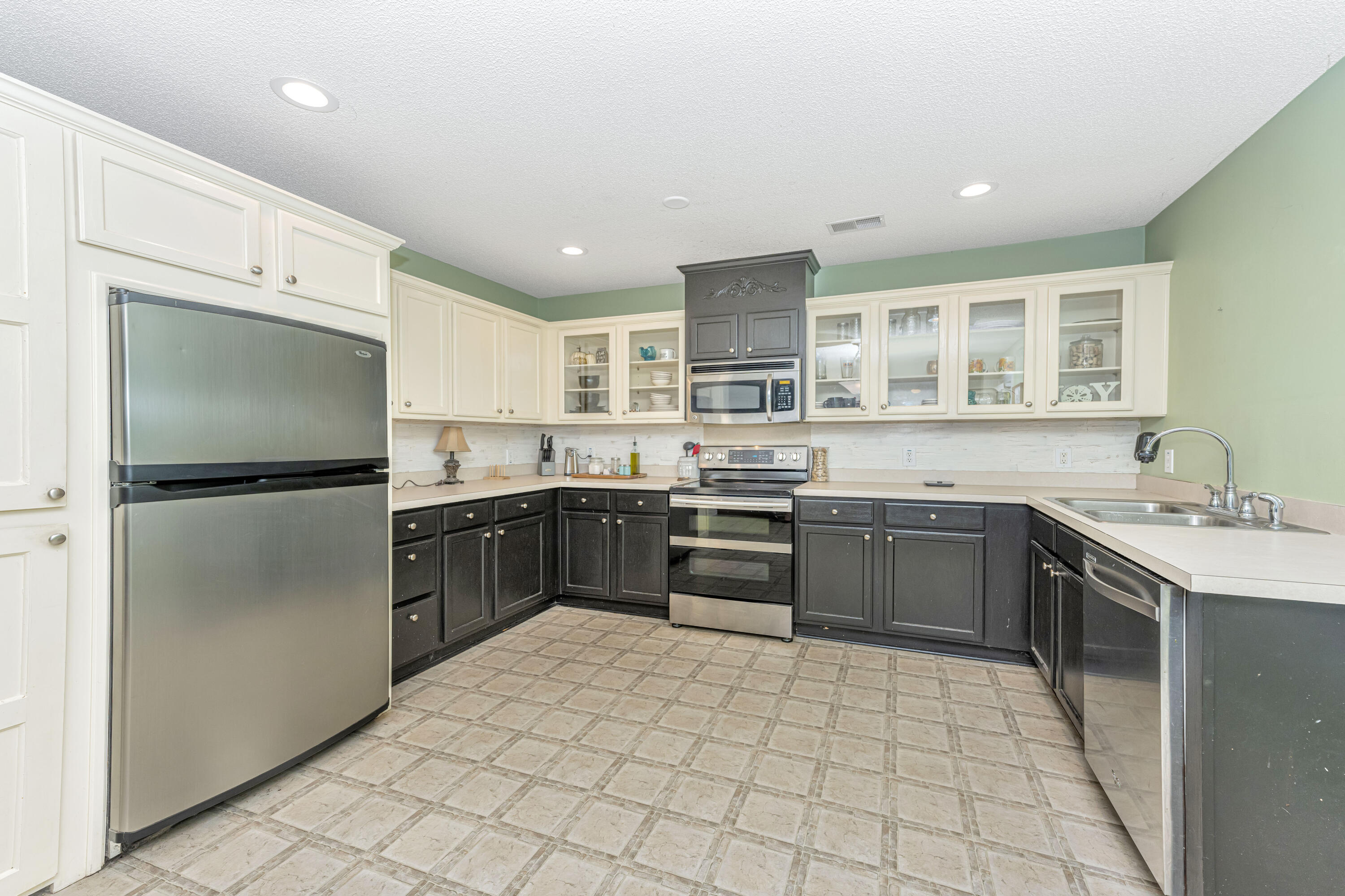 100 Hammerbeck Road Summerville, SC 29483 - Photo 11 of 38 100Hammerbeck11
