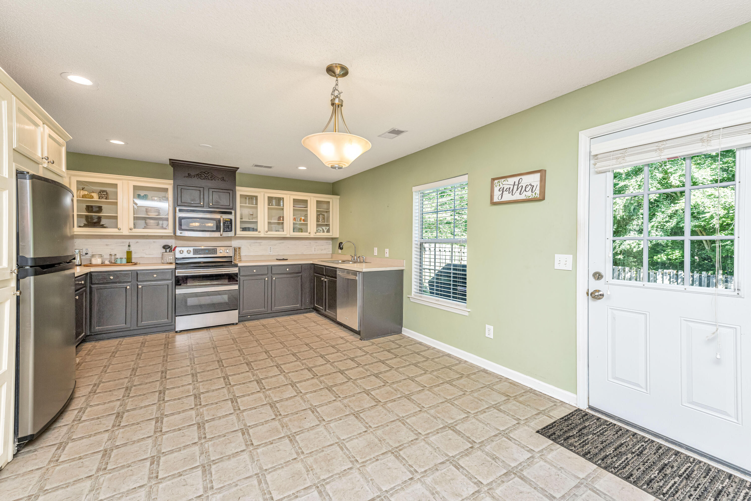 100 Hammerbeck Road Summerville, SC 29483 - Photo 16 of 38 100Hammerbeck16