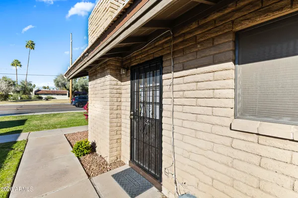 $289,000 | 2015 East Southern Avenue, Unit 22, Tempe, AZ 85282