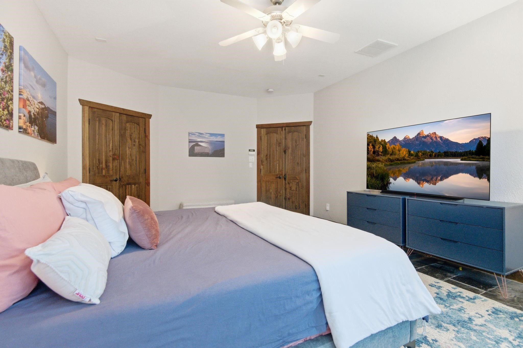 6203 Cash Oaks Drive Spring, TX 77379 - Photo 25 of 35 Spacious upstairs bedroom designed for comfort and flexibility.