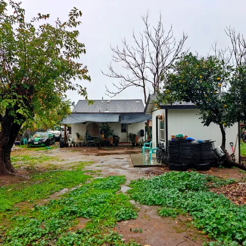 $275,000 | 2425 South 10th Street, Fresno, CA 93725