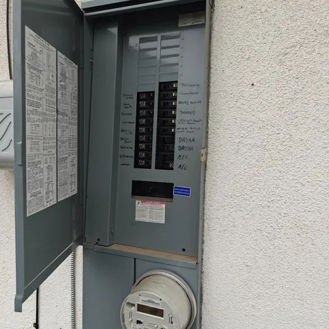 $275,000 | 2425 South 10th Street, Fresno, CA 93725