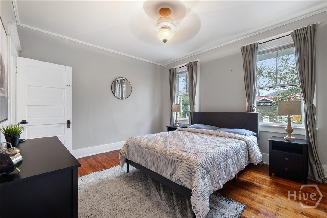 201 East 49th Street Savannah, GA 31405 - Photo 16 of 54