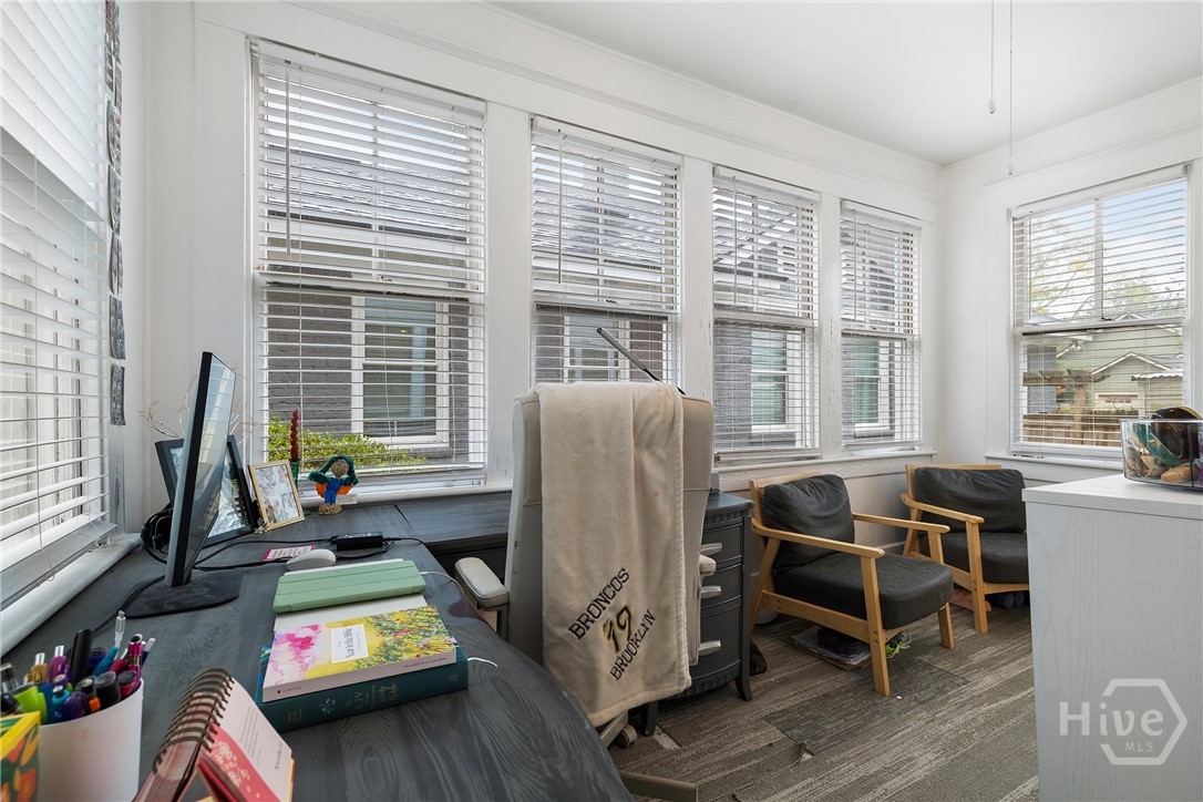 201 East 49th Street Savannah, GA 31405 - Photo 25 of 54