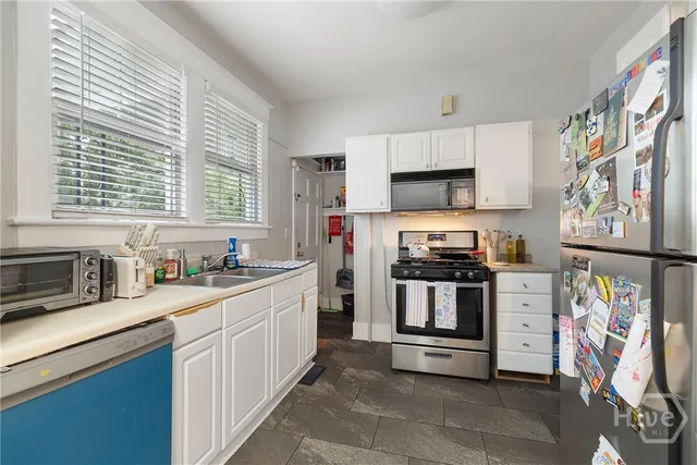 $725,000 | 201 East 49th Street, Savannah, GA 31405