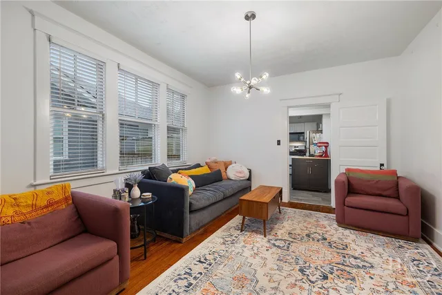 $725,000 | 201 East 49th Street, Savannah, GA 31405