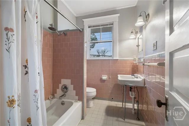 $725,000 | 201 East 49th Street, Savannah, GA 31405