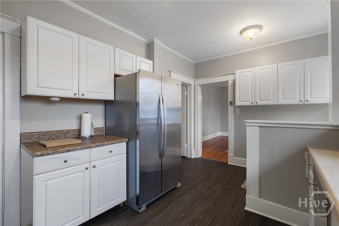 201 East 49th Street Savannah, GA 31405 - Photo 47 of 54