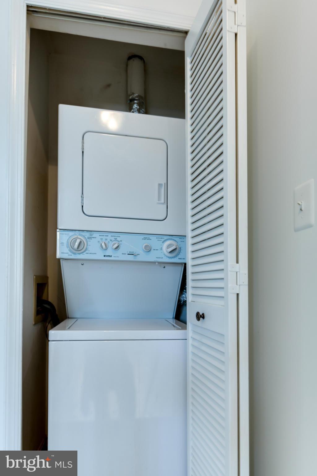 3904 9th Road South Arlington, VA 22204 - Photo 22 of 22 Laundry