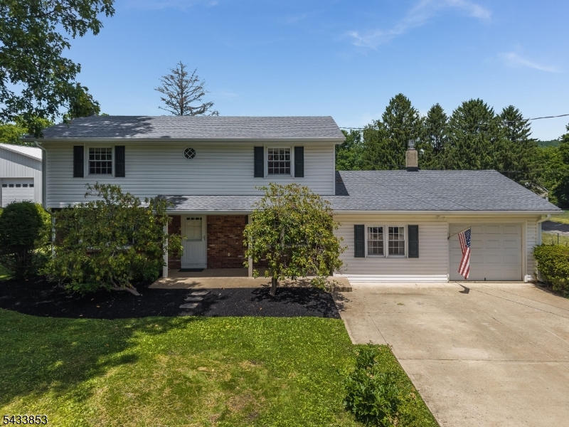 44 Pleasant Valley Road Washington, NJ 07882 - Photo 2 of 37