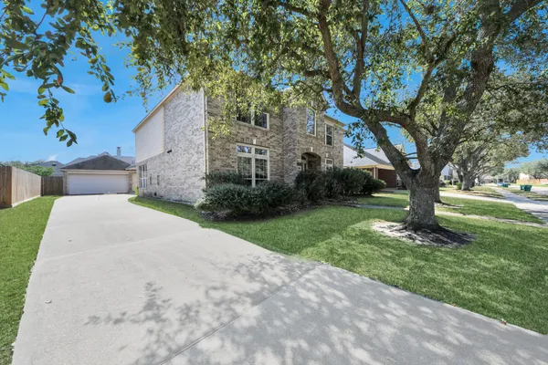 $529,900 | 2630 Misty Grove Drive, Manvel, TX 77578