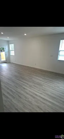 $2,700 | 943 Renova Drive, Baton Rouge, LA 70820