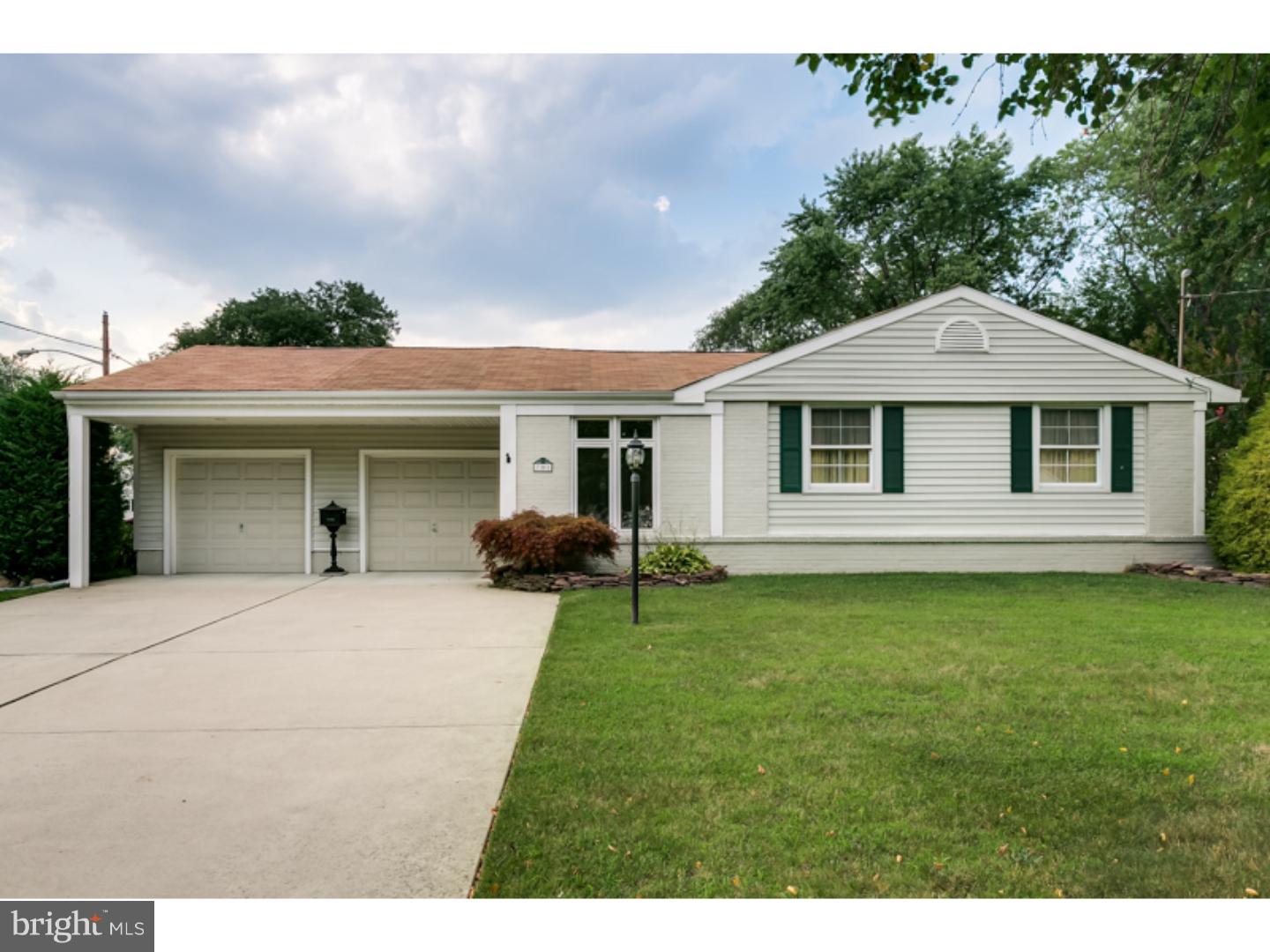 701 Parry Road Cinnaminson, NJ 08077 - Photo 3 of 25 Exterior Front
