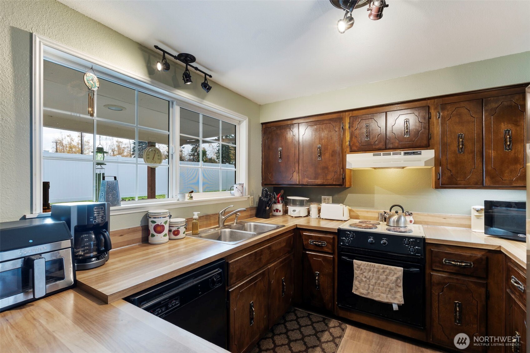 112 Galaxie Road Chehalis, WA 98532 - Photo 11 of 35