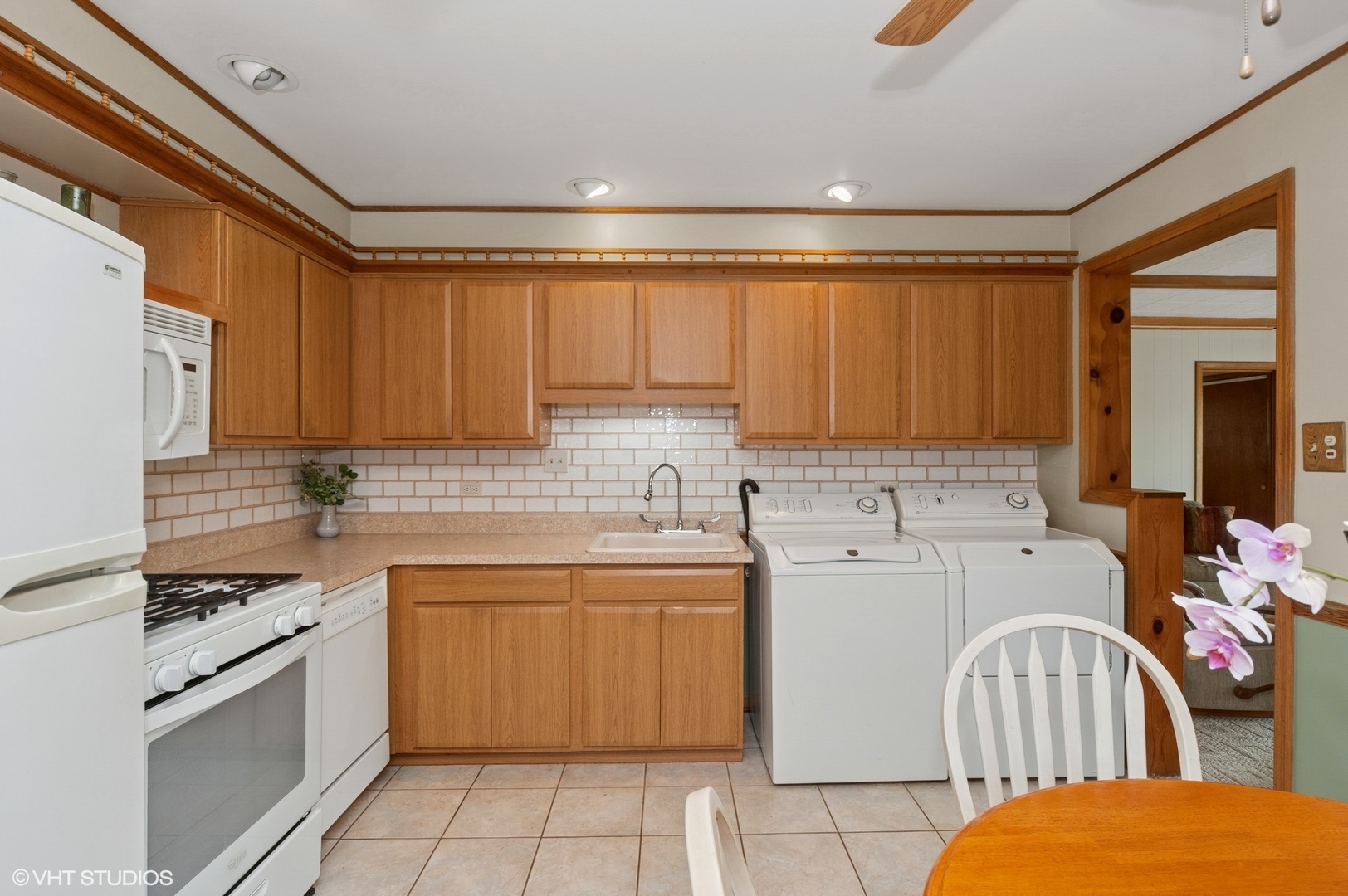 2305 Jay Lane Rolling Meadows, IL 60008 - Photo 6 of 18