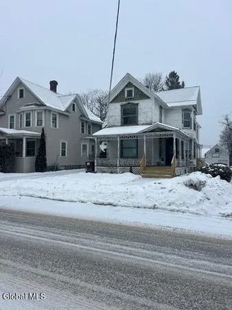 $1,200 | 157 Bay Street, Unit 2D, Glens Falls, NY 12801