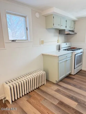 $1,200 | 157 Bay Street, Unit 2D, Glens Falls, NY 12801