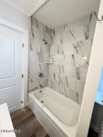 $1,200 | 157 Bay Street, Unit 2D, Glens Falls, NY 12801