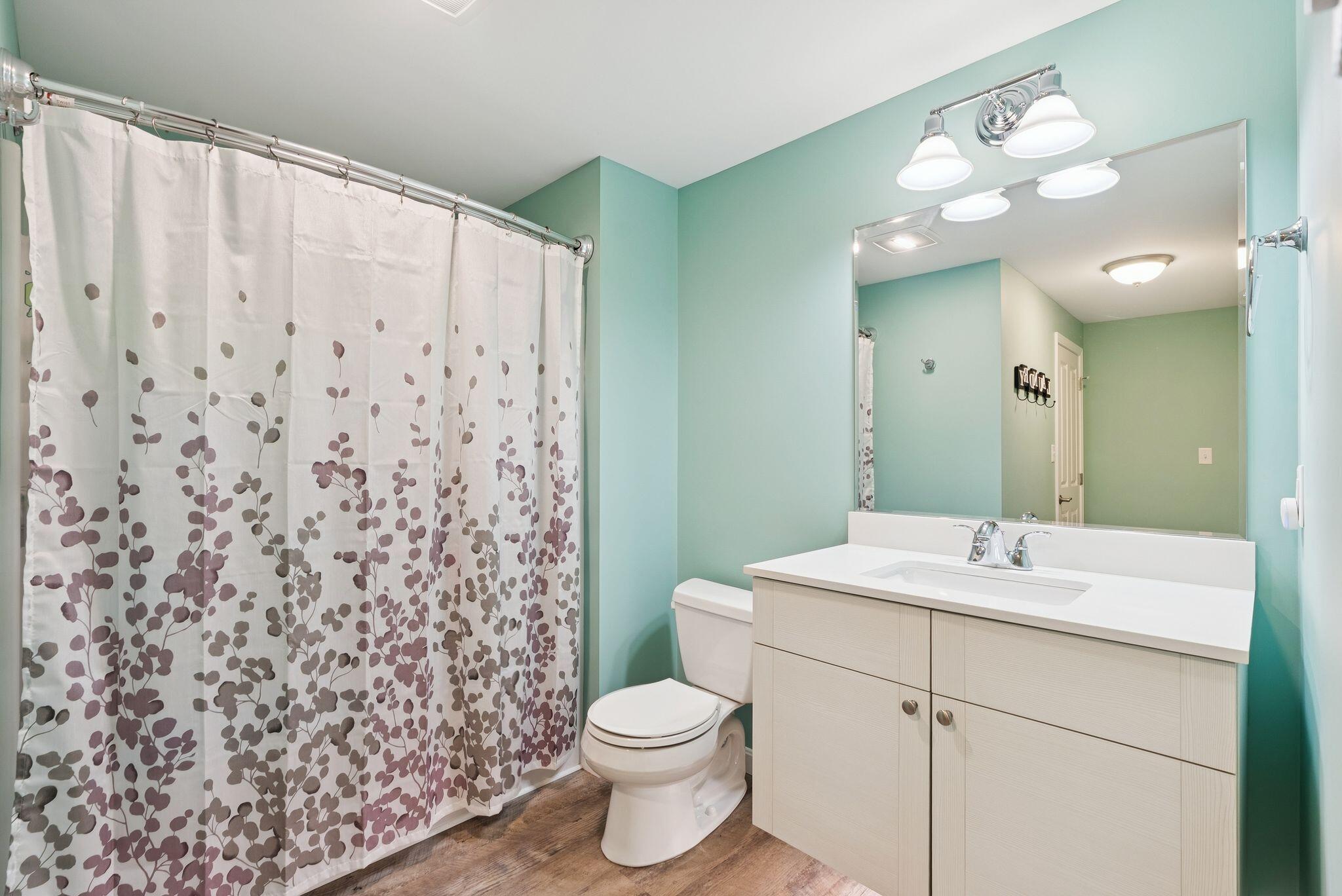 162 Millbrooke Farm Road, Unit 162 Wells, ME 04090 - Photo 15 of 39 First floor full bathroom