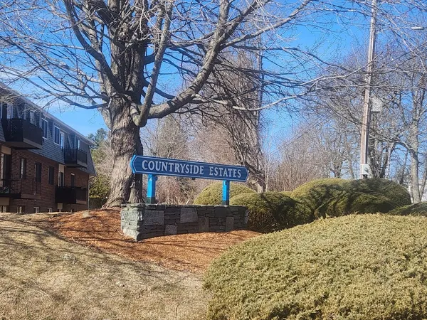 $189,900 | 176 Maple Avenue, Unit 626, Rutland, MA 01543