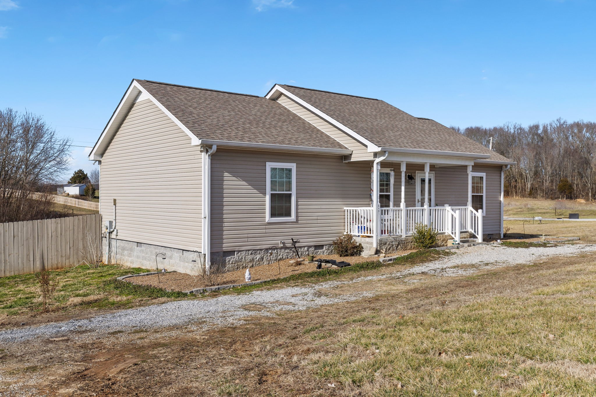 6491 Highway 161 Springfield, TN 37172 - Photo 2 of 32 a front view of a house with a yard