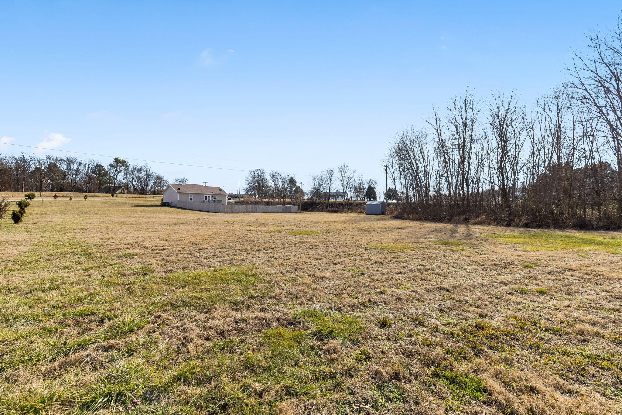 6491 Highway 161 Springfield, TN 37172 - Photo 31 of 32 a view of an ocean
