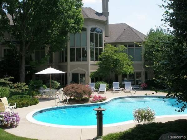 32425 Bingham Road Franklin, MI 48025 - Photo 11 of 13 Pool and Rear Exterior