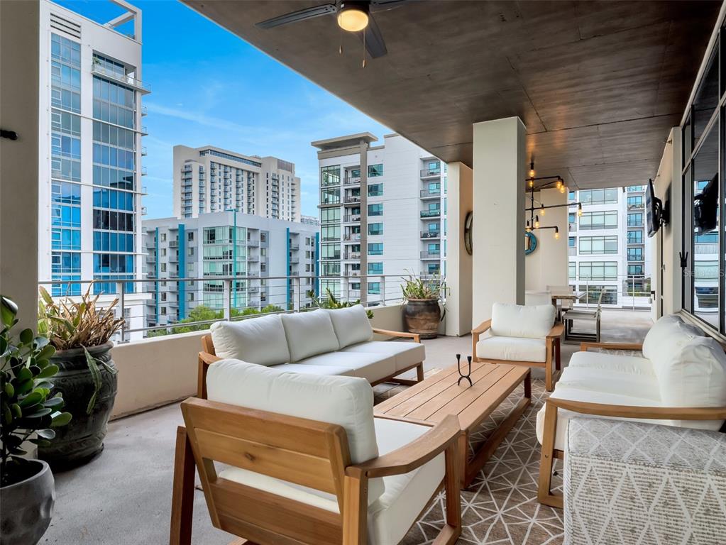 525 East Jackson Street, Unit P6 Orlando, FL 32801 - Photo 36 of 62