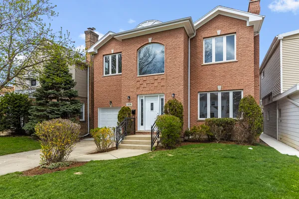 $769,900 | 5138 Morse Avenue, Skokie, IL 60077
