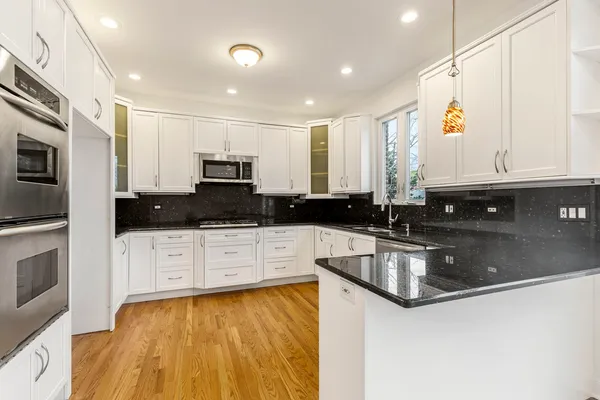 $769,900 | 5138 Morse Avenue, Skokie, IL 60077