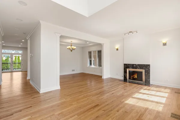 $769,900 | 5138 Morse Avenue, Skokie, IL 60077