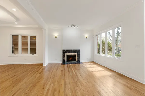 $769,900 | 5138 Morse Avenue, Skokie, IL 60077