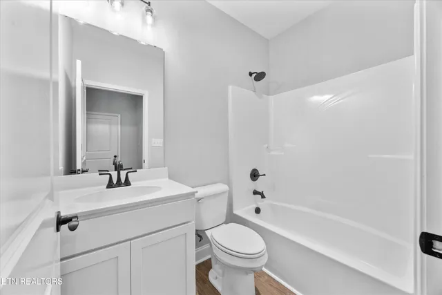 $499,000 | 8144 Chapel Hill Lane, Knoxville, TN 37938