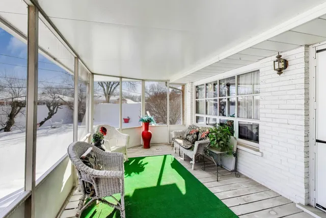 $234,900 | 16827 Parkside Avenue, South Holland, IL 60473