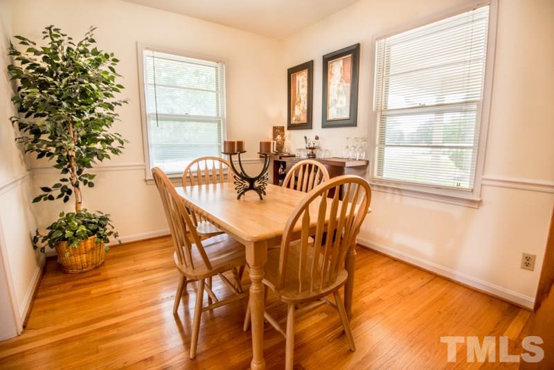 209 Southeast Maynard Road Cary, NC 27511 - Photo 5 of 24 Gallery Image 5