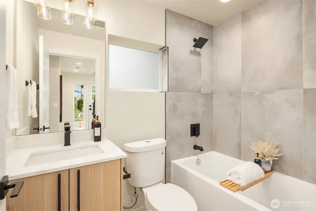 $749,950 | 852 Northwest 65th Street, Seattle, WA 98117