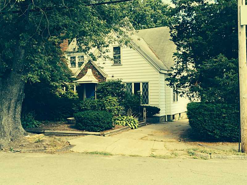 76 Lyndon Road Cranston, RI 02905 - Photo 2 of 20 Exterior Front.