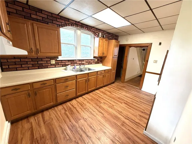 $129,900 | 154 Jefferson Avenue, Vandergrift, PA 15690