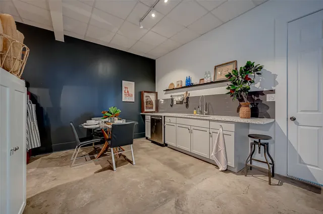 $1,315,000 | 1612 West Alabama Street, Unit ABCD, Houston, TX 77006