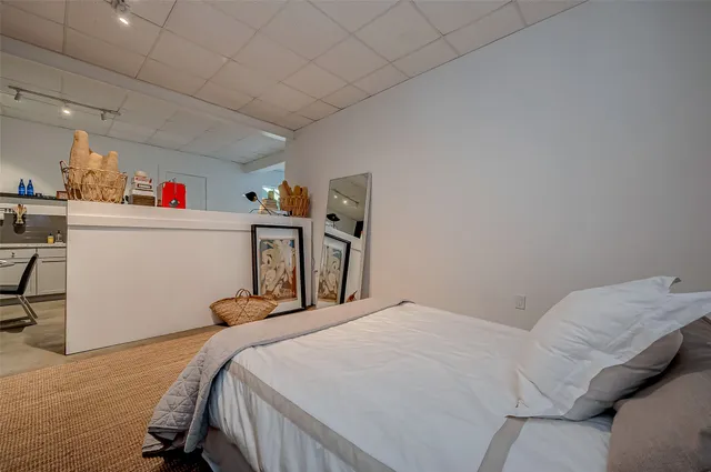 $1,315,000 | 1612 West Alabama Street, Unit ABCD, Houston, TX 77006