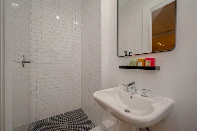 $1,315,000 | 1612 West Alabama Street, Unit ABCD, Houston, TX 77006