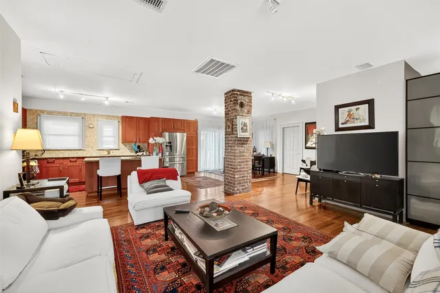 $1,315,000 | 1612 West Alabama Street, Unit ABCD, Houston, TX 77006