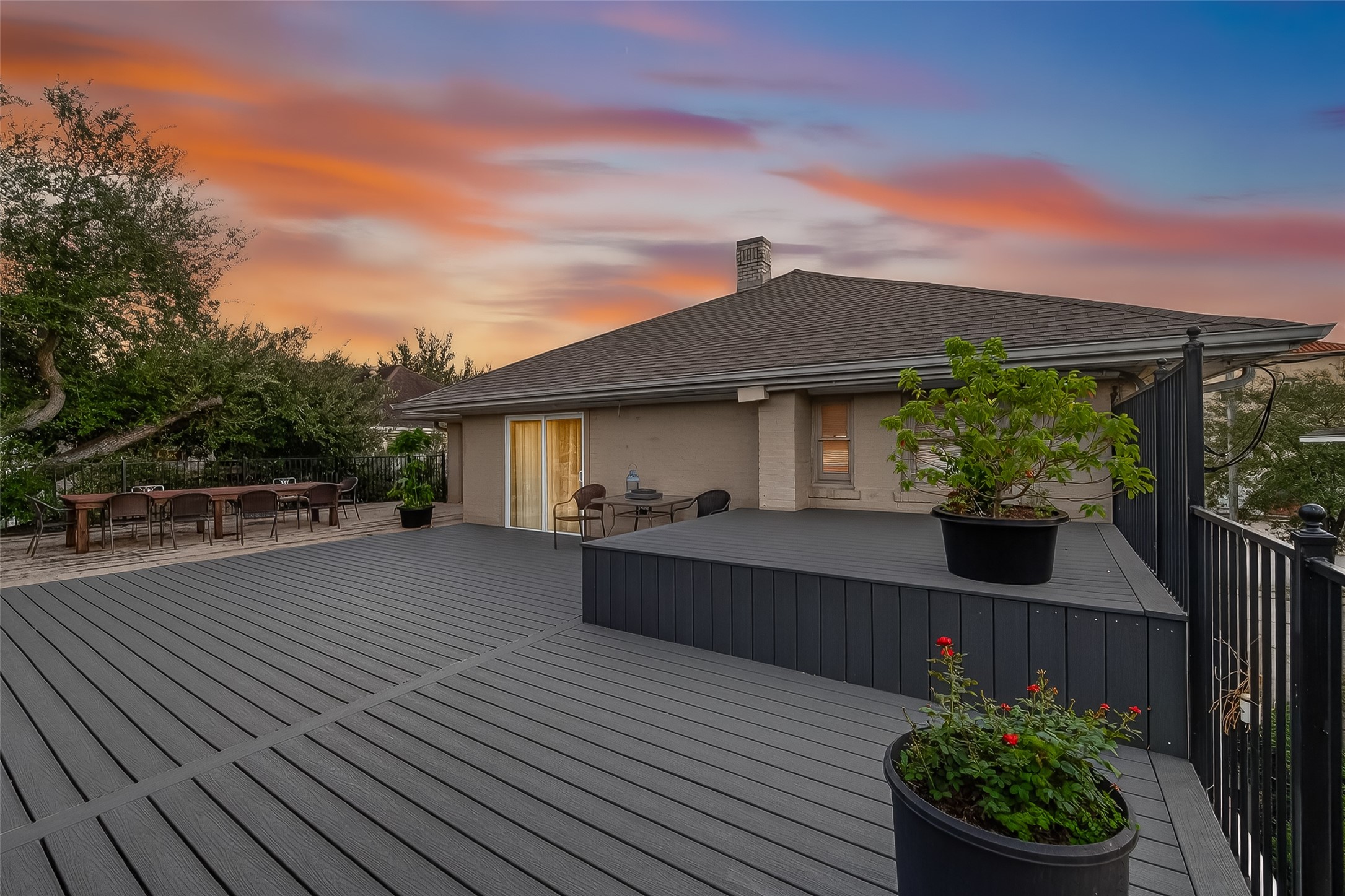 1612 West Alabama Street, Unit ABCD Houston, TX 77006 - Photo 49 of 50 a front view of a house with a yard