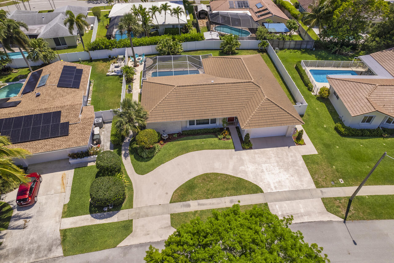 1352 Southwest 12th Street Boca Raton, FL 33486 - Photo 24 of 27 DJI_0144