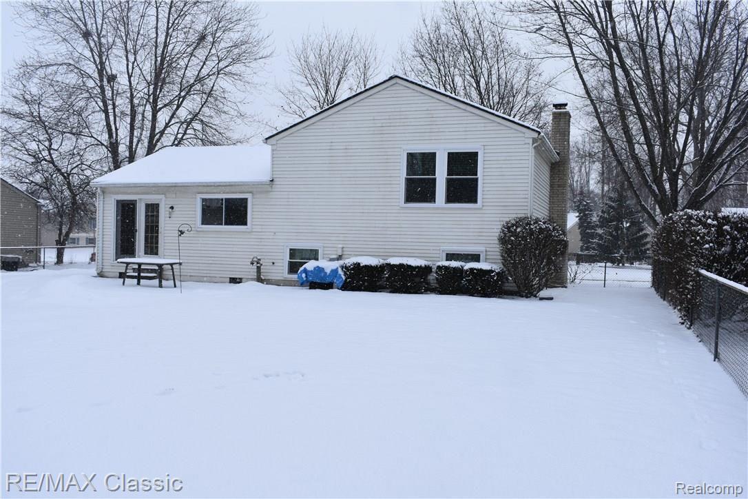 781 Hidden Ridge Drive Troy, MI 48083 - Photo 32 of 34 DSC_0698.JPG