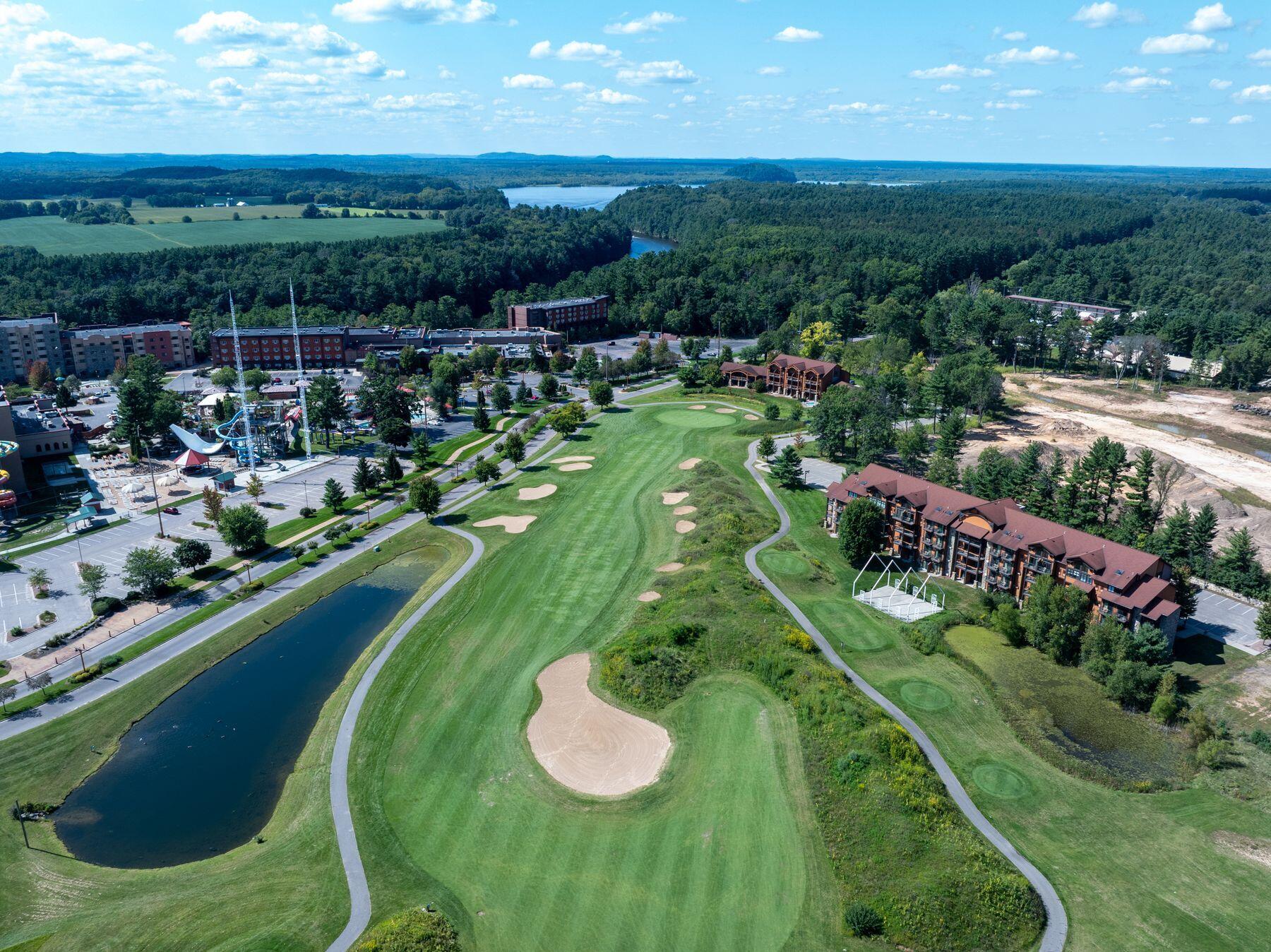 2504 River Road, Unit 7426 Wisconsin Dells, WI 53965 - Photo 4 of 17 Your Golf and Waterpark Getaway