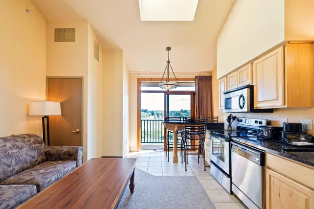 $92,900 | 2504 River Road, Unit 7426, Wisconsin Dells, WI 53965