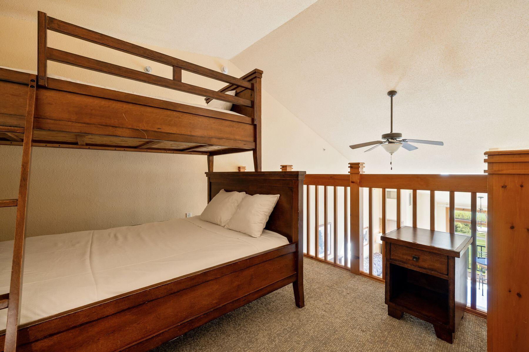 2504 River Road, Unit 7426 Wisconsin Dells, WI 53965 - Photo 9 of 17 Loft Sleeping Area
