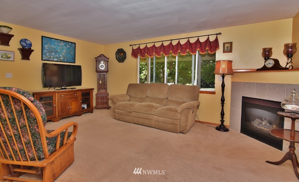 1291 Lidstrom Road East Port Orchard, WA 98366 - Photo 9 of 25 Gallery Image 9